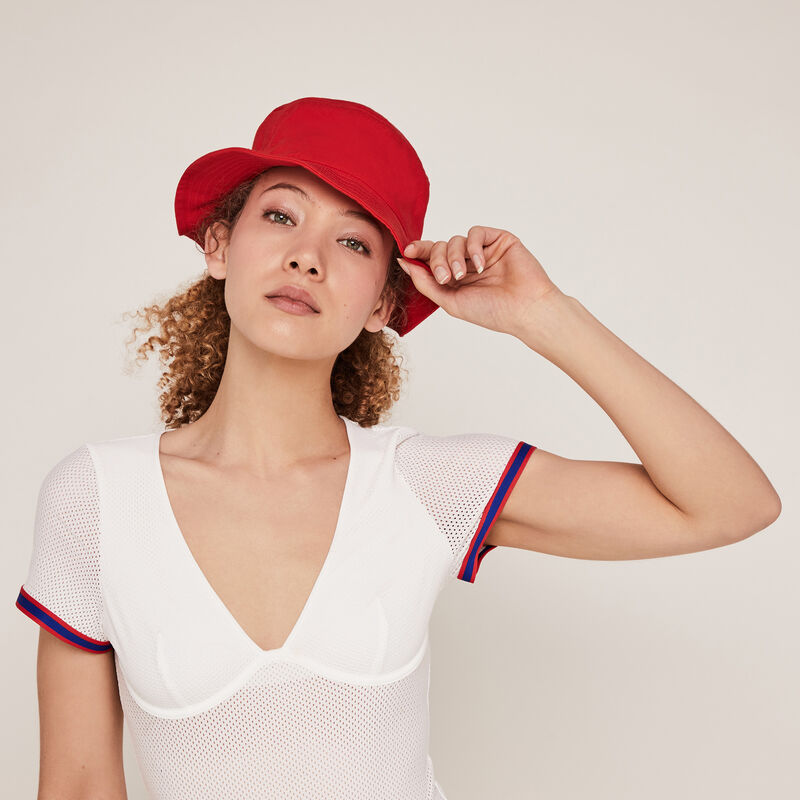 Bob uni - red Bob uni - red;