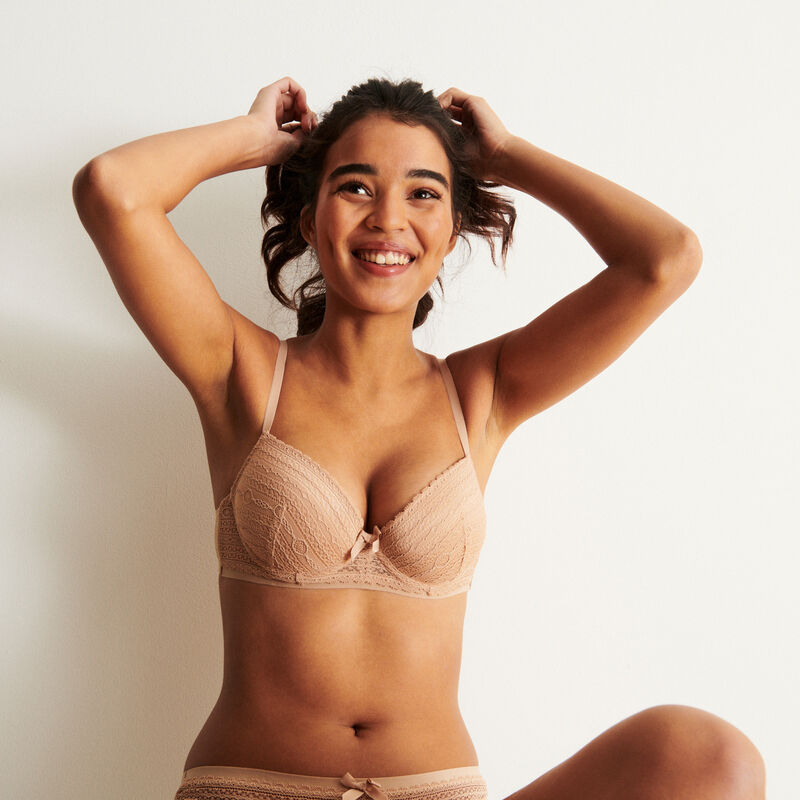 soutien-gorge ampli en dentelle - chair soutien-gorge ampli en dentelle - chair;
