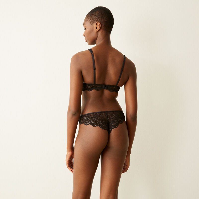 Tanga en dentelle - noir Tanga en dentelle - noir;