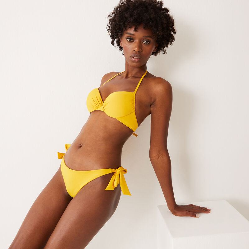 bas de maillot tanga à détail noeuds - jaune bas de maillot tanga à détail noeuds - jaune;