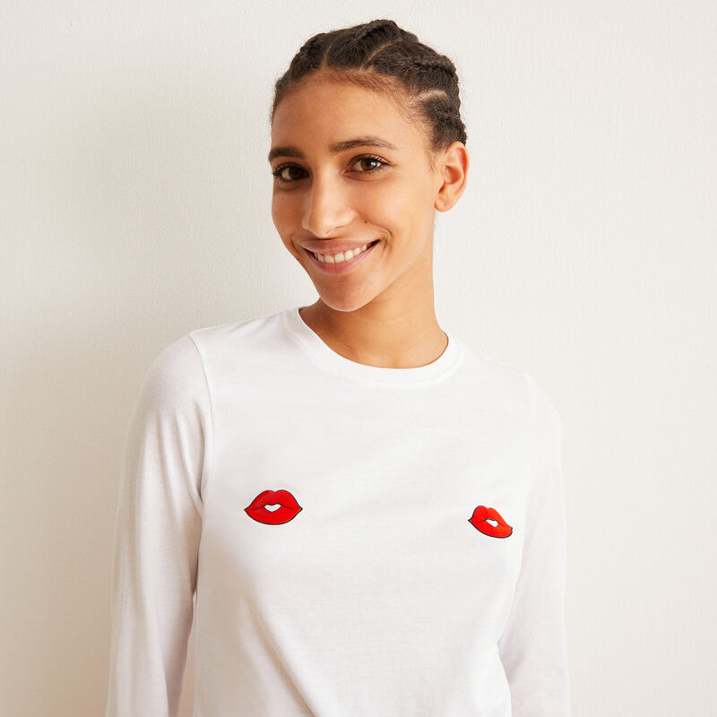 set de pyjama à manches longues bisous - blanc set de pyjama à manches longues bisous - blanc ;