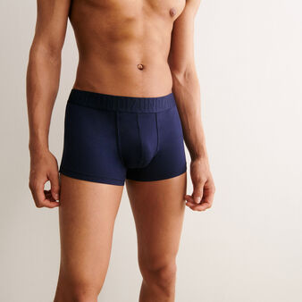 Boxer bleu marine oreliz bleu.