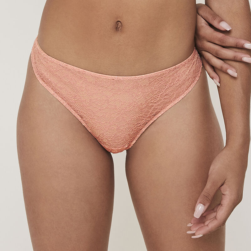 tanga en dentelle everydayiz tanga en dentelle everydayiz;