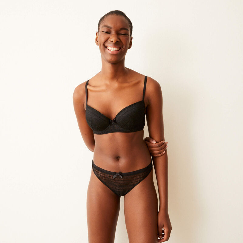 Soutien-gorge ampliforme dentelle - noir Soutien-gorge ampliforme dentelle - noir;