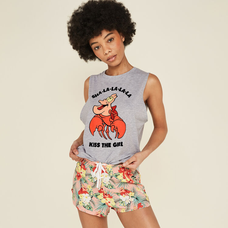 Short rose pâle crabiz Short rose pâle crabiz;