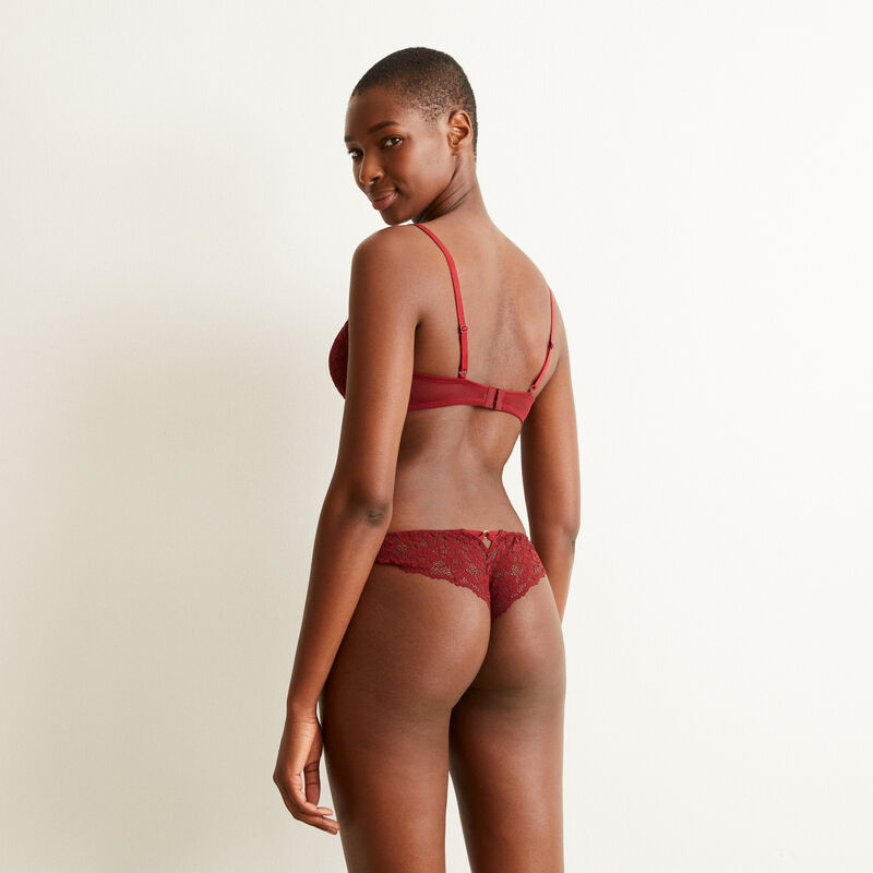 tanga en dentelle fleurie - rouge tanga en dentelle fleurie - rouge;