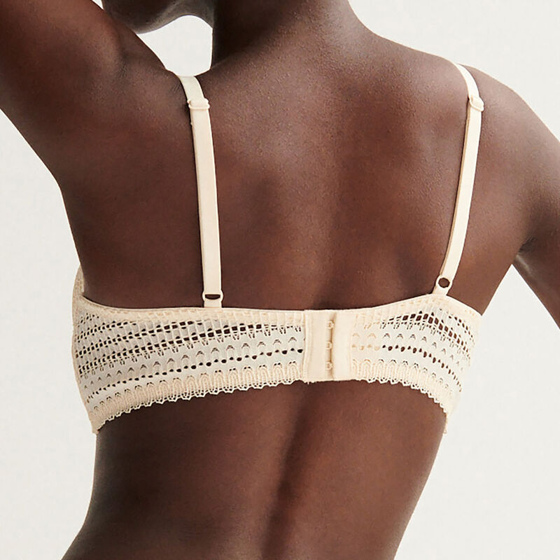 soutien-gorge ampli en dentelle fine - écru soutien-gorge ampli en dentelle fine - écru;