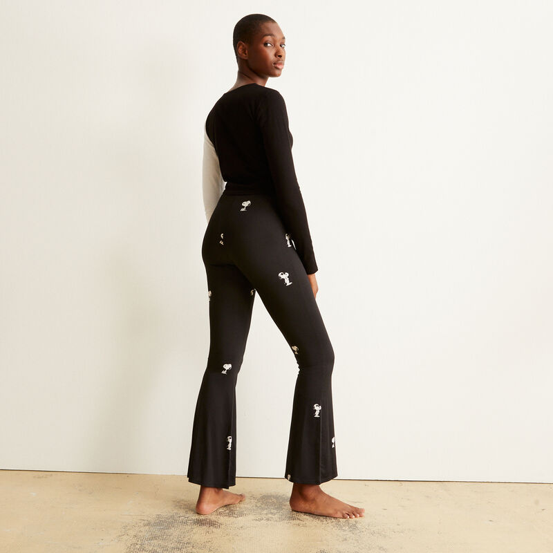 pantalon à motifs Snoopy - noir pantalon à motifs Snoopy - noir;