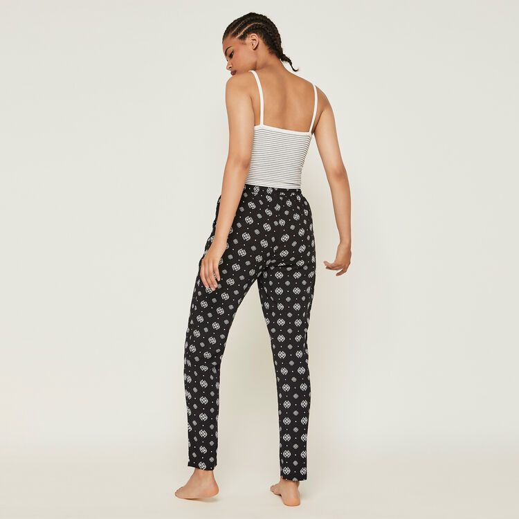 Pantalon a motifs arabesques arabeskiz Pantalon a motifs arabesques arabeskiz;