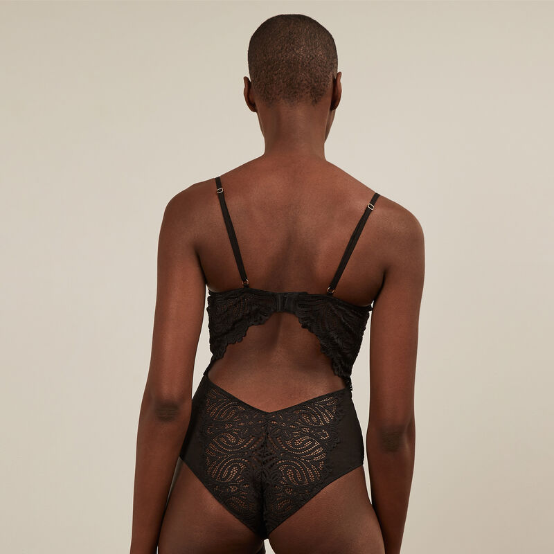 Body push up en dentelle - noir Body push up en dentelle - noir ;