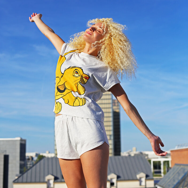 Short à imprimé Roi Lion - gris Short à imprimé Roi Lion - gris;