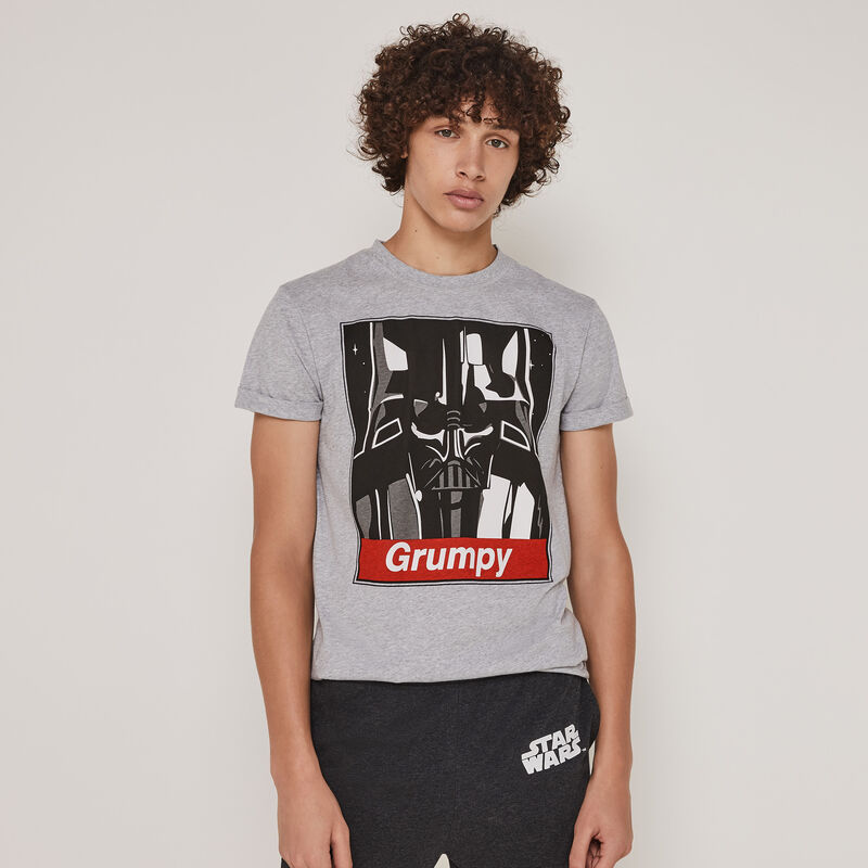 set pyjama top + pantalon licence Star Wars engdarthobeiz set pyjama top + pantalon licence Star Wars engdarthobeiz;