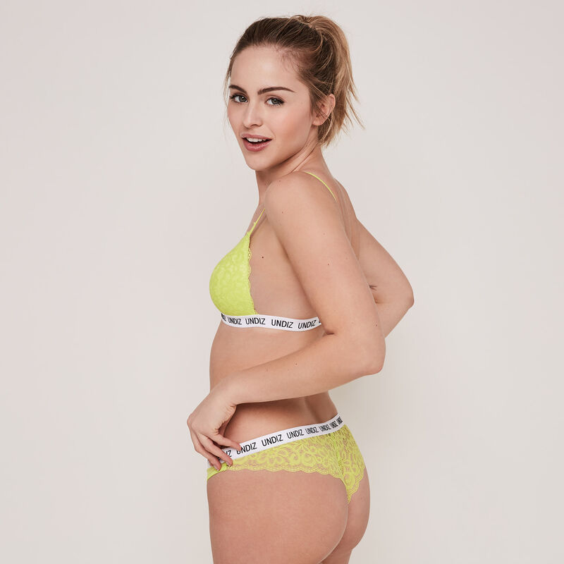 string en dentelle secretiz string en dentelle secretiz;