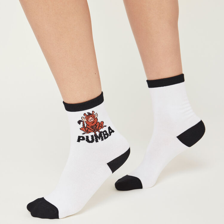 Chaussettes blanches pumiz Chaussettes blanches pumiz;