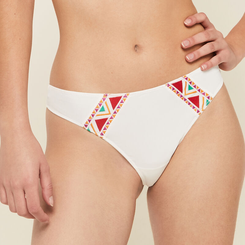 String blanc cassé mexiciz String blanc cassé mexiciz;