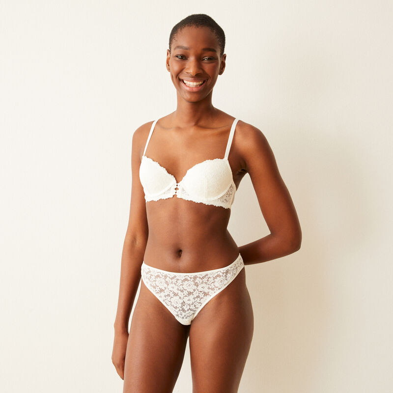tanga en dentelle fleurie - écru tanga en dentelle fleurie - écru;
