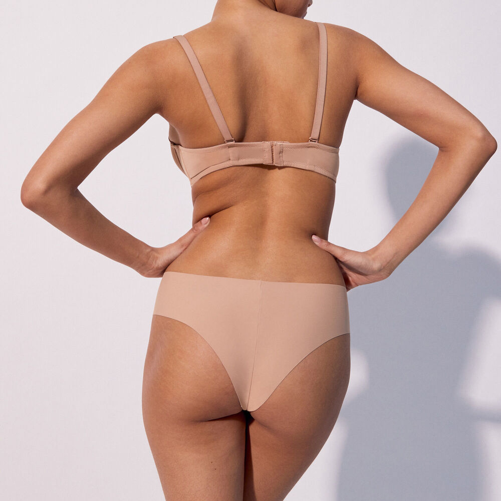 Soutien-gorge bandeau en micro - nude beige.