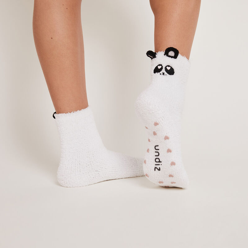 Chaussettes en fausse fourrure panda fufupandaiz Chaussettes en fausse fourrure panda fufupandaiz;
