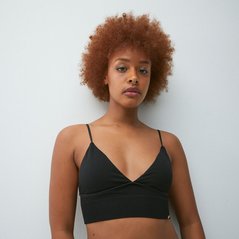 soutien-gorge triangle cotelé sans armatures - noir soutien-gorge triangle cotelé sans armatures - noir;