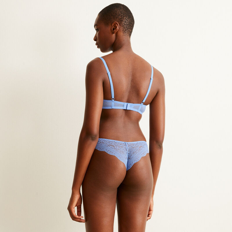 tanga en dentelle - bleu ciel tanga en dentelle - bleu ciel;