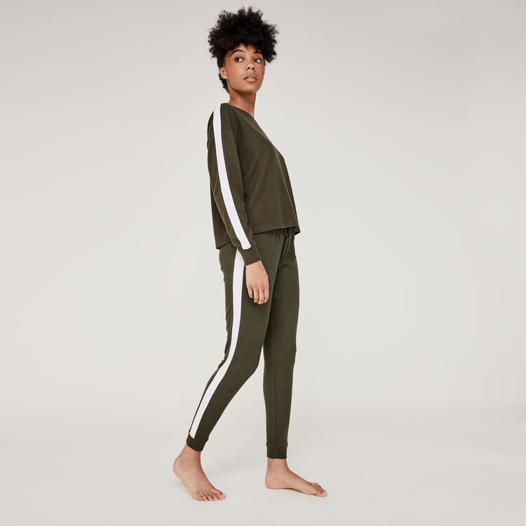 Sweat kaki akibiliz green.