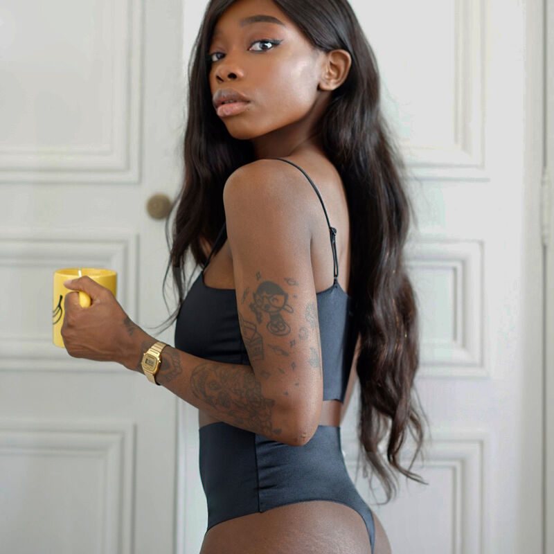string en micro taille haute - noir string en micro taille haute - noir;