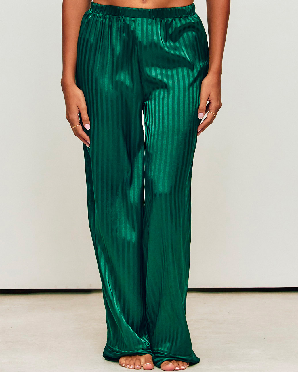 Pantalon de pyjama en satin à rayures